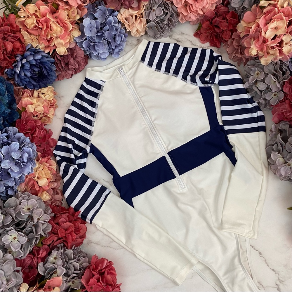 Sporty White and Navy Blue Striped Zip-Up Long Sleeve Rash Guard Swimsuit - Picture 9 of 16
